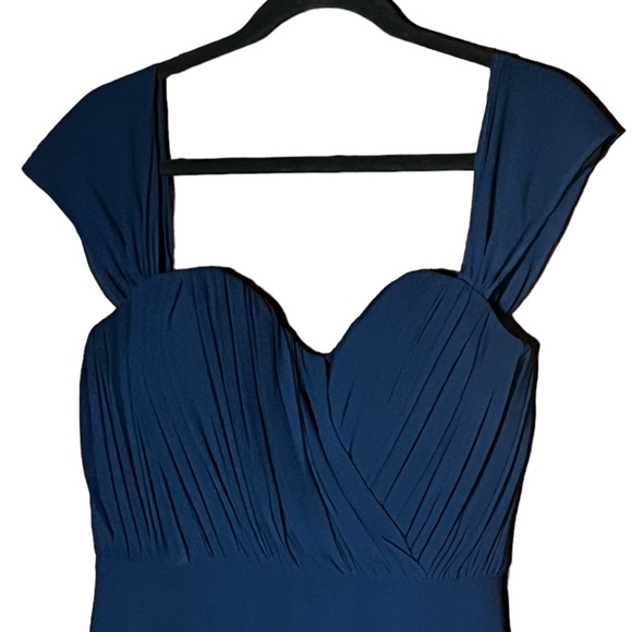 JARLO NAVY FLORENCE OFF SHOULDER GOWN VERY GOOD CONDITION (12) - Picture 5 of 12